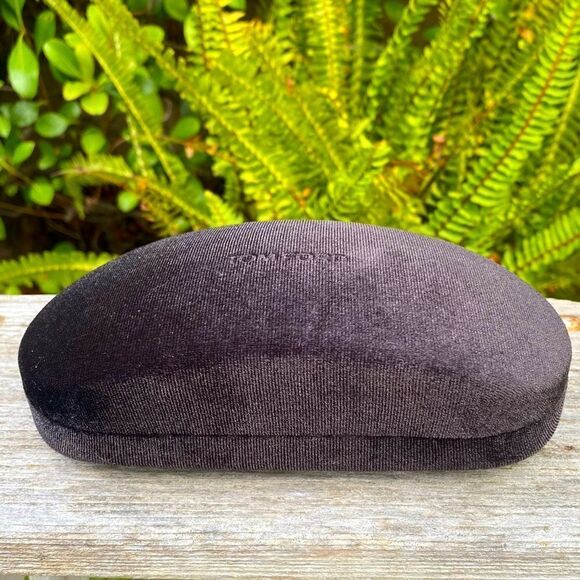 Tom Ford Black Velour Clamshell Sunglasses Case. Unisex EUC - Picture 2 of 9